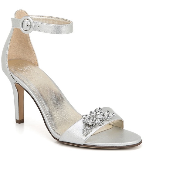 NWOT Naturalizer Women's KINSLEY 3 Pump Sandals Silver size 9 W - Picture 12 of 15